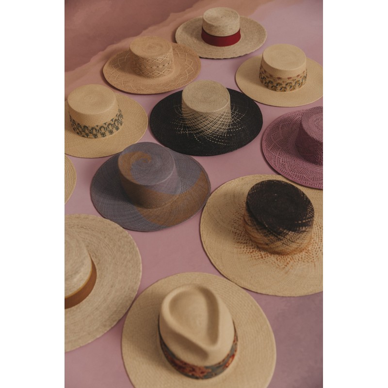 Natural straw guest hat | LA VEGA