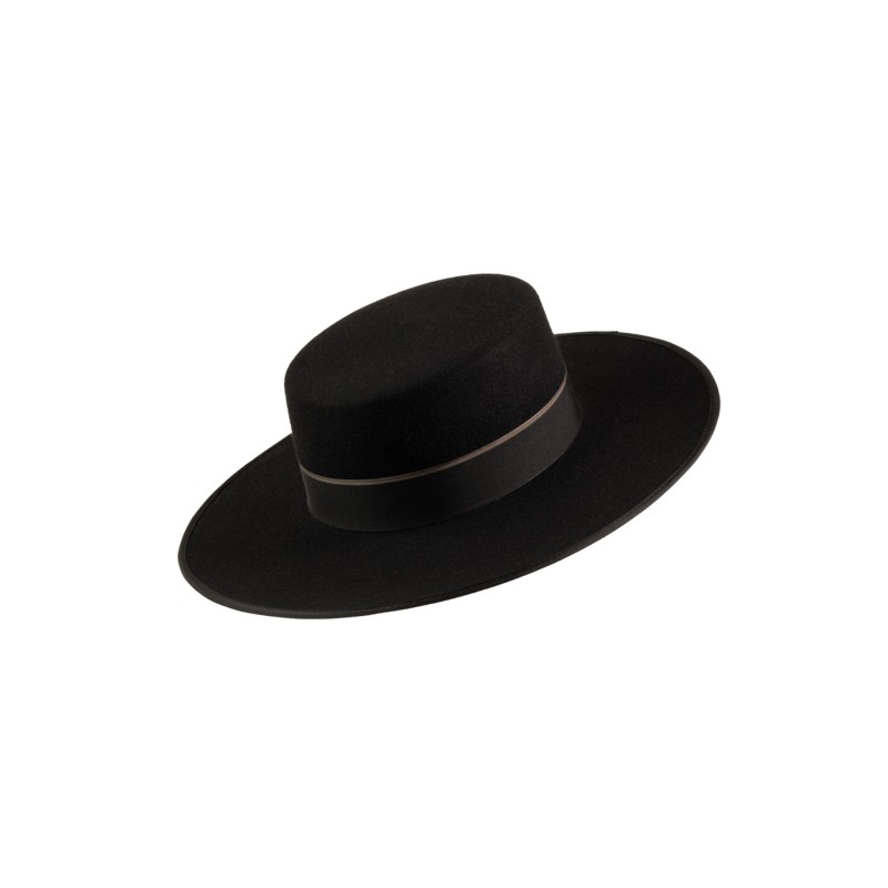 wide-brim wool hat